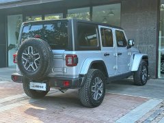 Jeep Wrangler 2024 2.0T Sahara Four-Door - ფოტო 8