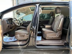 Volkswagen Viloran 330TSI Business Edition - ფოტო 15