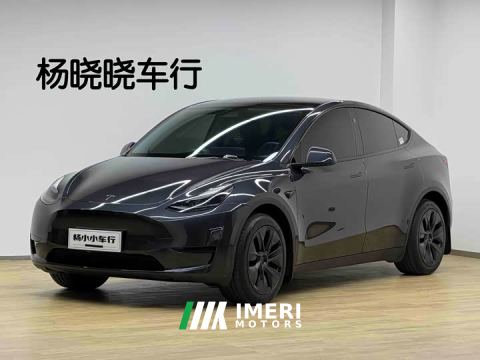 2024 Tesla Model Y Rear-Wheel Drive