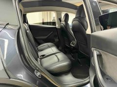 Tesla Model Y Rear-Wheel Drive - ფოტო 18