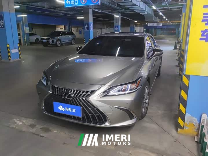 Lexus ES 200 Excellence Edition