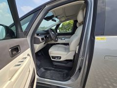 Li Auto Li Xiang MEGA Ultra - ფოტო 15