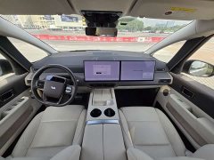 Li Auto Li Xiang MEGA Ultra - ფოტო 16