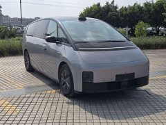 Li Auto Li Xiang MEGA Ultra - ფოტო 2