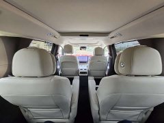 Li Auto Li Xiang MEGA Ultra - ფოტო 20