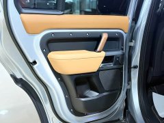 Land Rover Defender 110 3.0T P400 X-DYNAMIC HSE - ფოტო 11