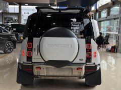 Land Rover Defender 110 3.0T P400 X-DYNAMIC HSE - ფოტო 19