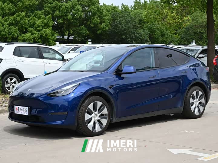 Tesla Model Y Long Range All-Wheel Drive 3D7
