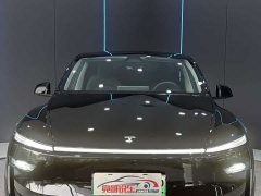 Tesla Model Y Rear-Wheel Drive - ფოტო 2
