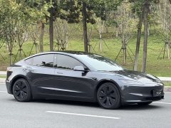 Tesla Model 3 2023 Rear-Wheel Drive - ფოტო 3