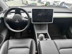 Tesla Model Y Rear-Wheel Drive - ფოტო 4