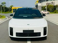 Li Auto i6 Two-Wheel Drive Standard - ფოტო 2