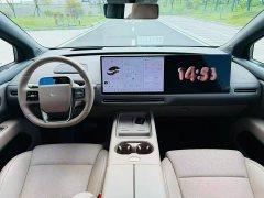 Li Auto i6 Two-Wheel Drive Standard - ფოტო 5