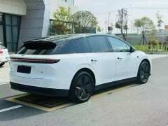 Li Auto i6 Two-Wheel Drive Standard - ფოტო 7