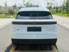 Li Auto i6 Two-Wheel Drive Standard - ფოტო 8