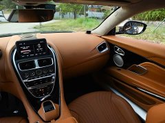 Aston Martin DB11 4.0T V8 Coupe - ფოტო 9