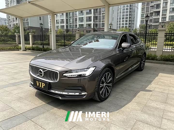 Volvo S90 B5 Smart Luxury Edition - ავტომობილი ჩინეთიდან