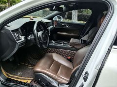 Volvo S60 B4 Smart Luxury Edition - ფოტო 4