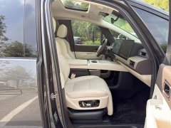 Li Auto Li Xiang MEGA Ultra - ფოტო 12
