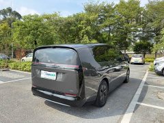 Li Auto Li Xiang MEGA Ultra - ფოტო 6