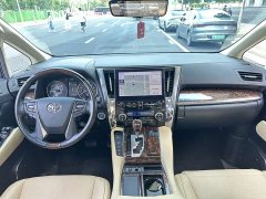 Toyota Alphard 2021 Hybrid 2.5L Luxury - ფოტო 10