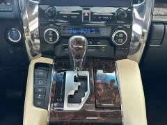 Toyota Alphard 2021 Hybrid 2.5L Luxury - ფოტო 11