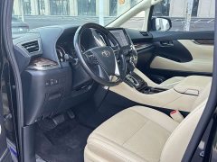 Toyota Alphard 2021 Hybrid 2.5L Luxury - ფოტო 8