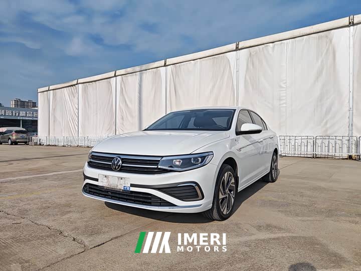 Volkswagen Bora 200TSI DSG Comfort Pro