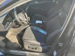 Volkswagen Passat 330TSI Prestige - ფოტო 9