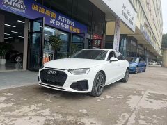 Audi A4L 40 TFSI Fashion Dynamic - ფოტო 1