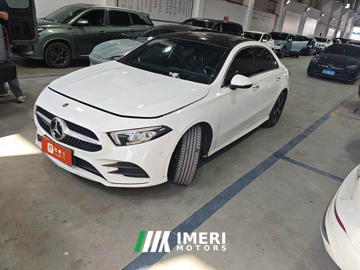 Mercedes-Benz A-Class Facelift A 200 L Sport Sedan Fashion Edition