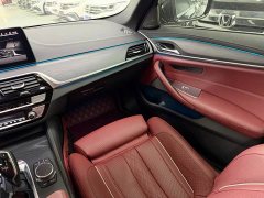 BMW 5 Series 530Li Luxury M Sport Package - ფოტო 10