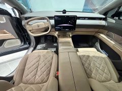 NIO ET9 102kWh Launch Limited Edition - ფოტო 10