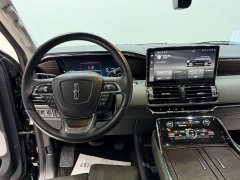 Lincoln Navigator 2022 Presidential Edition 3.5T - ფოტო 11
