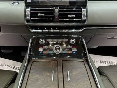 Lincoln Navigator 2022 Presidential Edition 3.5T - ფოტო 9