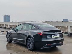 Tesla Model 3 Long Range All-Wheel Drive - ფოტო 5