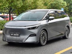 XPeng X9 Pure Electric 740 Extended Range Max - ფოტო 1