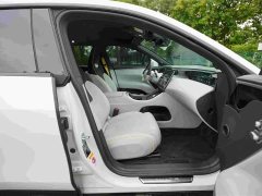 Avatr 11 2022 Long Range Dual Motor Luxury 5-Seater - ფოტო 13