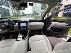Hyundai Tucson L 1.5T DCT LUX Luxury Edition - ფოტო 12