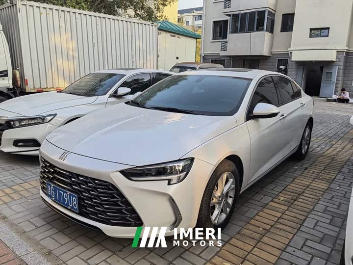Buick Regal 25T Premium Comfort Edition - ავტომობილი ჩინეთიდან