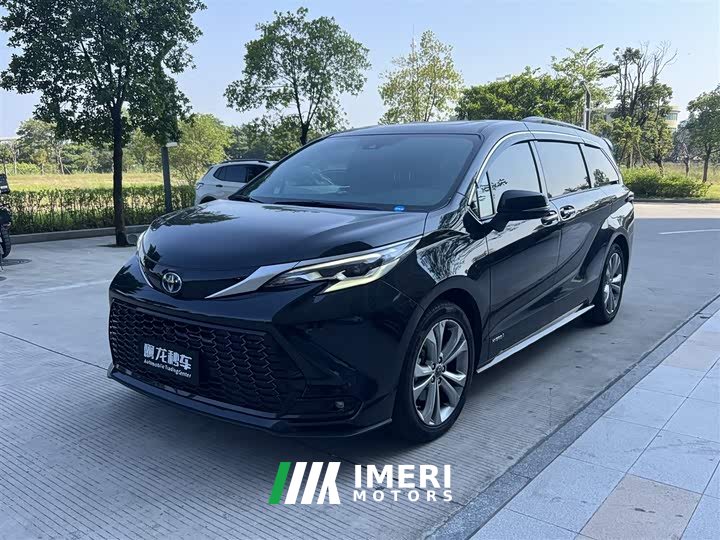 Toyota Sienna 2.5L Hybrid Premium Edition - ავტომობილი ჩინეთიდან