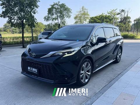 2023 Toyota Sienna 2.5L Hybrid Premium Edition