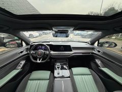 FAW Red Flag H9 2.0T Two-Wheel Drive Qi Chang Private Enjoyment Fashion Edition 5-Seater - ფოტო 13