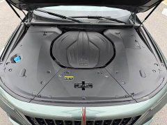 FAW Red Flag H9 2.0T Two-Wheel Drive Qi Chang Private Enjoyment Fashion Edition 5-Seater - ფოტო 15
