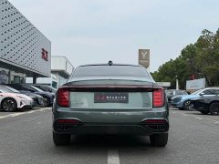 FAW Red Flag H9 2.0T Two-Wheel Drive Qi Chang Private Enjoyment Fashion Edition 5-Seater - ფოტო 5