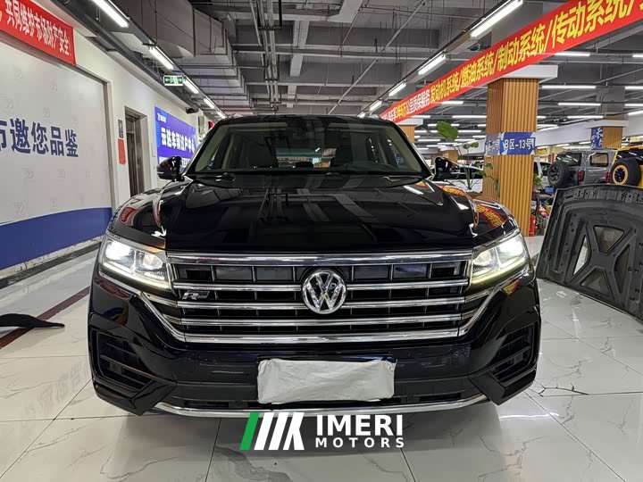 Volkswagen Touareg 2020 2.0TSI Sharp Elegance National VI - ავტომობილი ჩინეთიდან