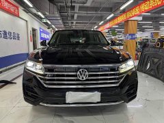 Volkswagen Touareg 2020 2.0TSI Sharp Elegance National VI - ფოტო 1