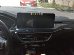 Ford Focus Sedan EcoBoost 180 Automatic ST Line - ფოტო 13