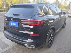 BMW X5 xDrive 30Li Luxury M Sport Package - ფოტო 3