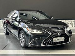Lexus ES 260 Excellence Edition - ფოტო 3